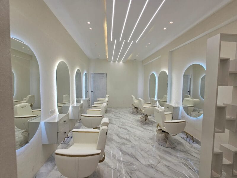 Cut N Curl Unisex Salon